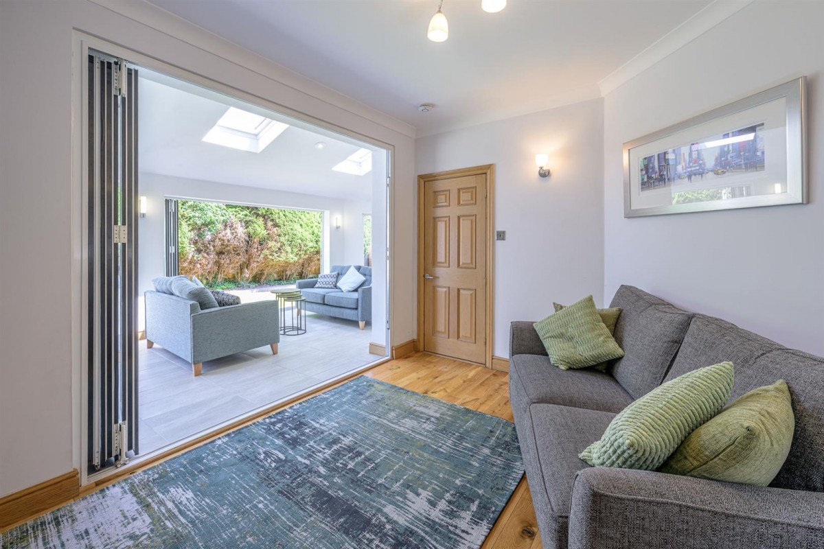 Bridgnorth Road, Himley, DY3 4LJ