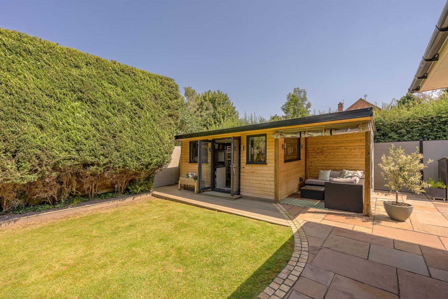Bridgnorth Road, Himley, DY3 4LJ
