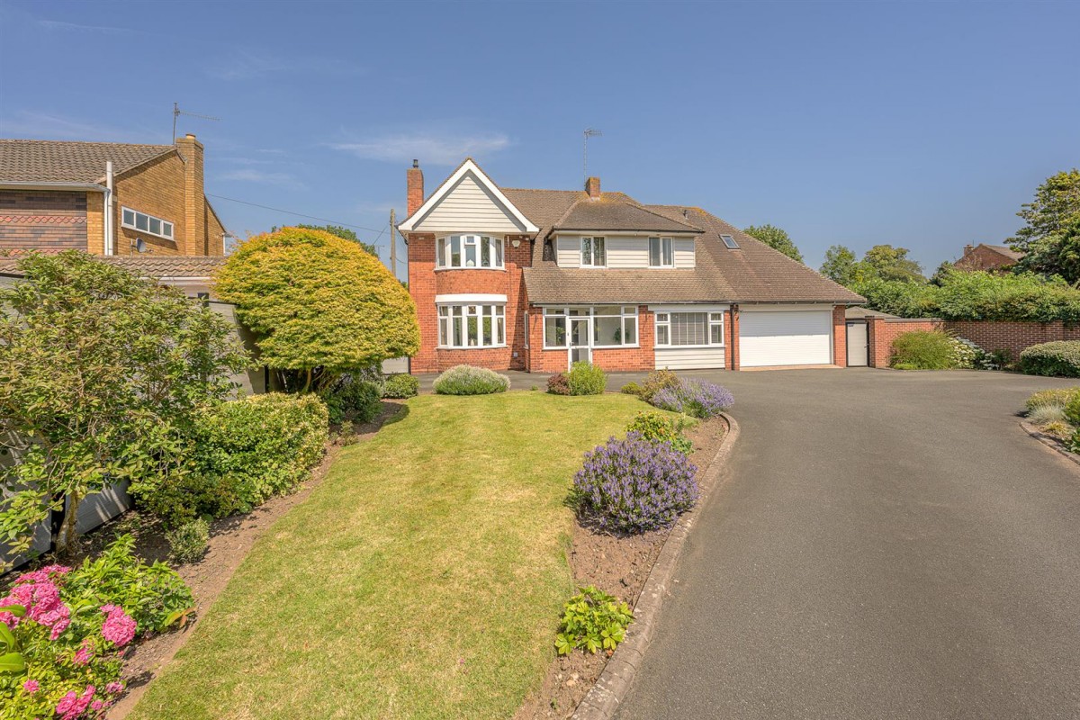 Bridgnorth Road, Himley, DY3 4LJ