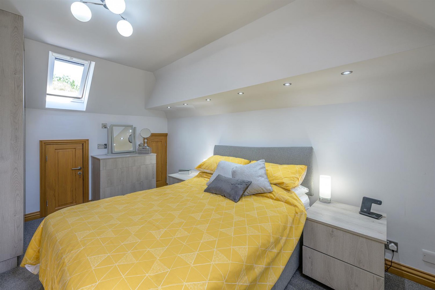 Bridgnorth Road, Himley, DY3 4LJ