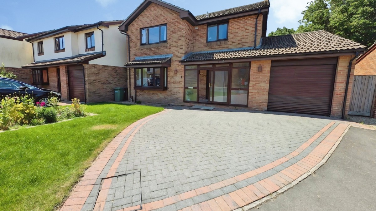 Walshe Avenue, Chipping Sodbury, Bristol