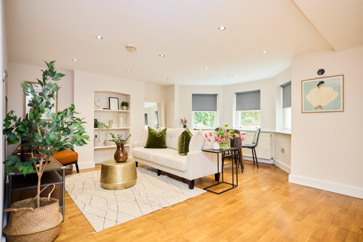 Mildenhall Road, London, E5