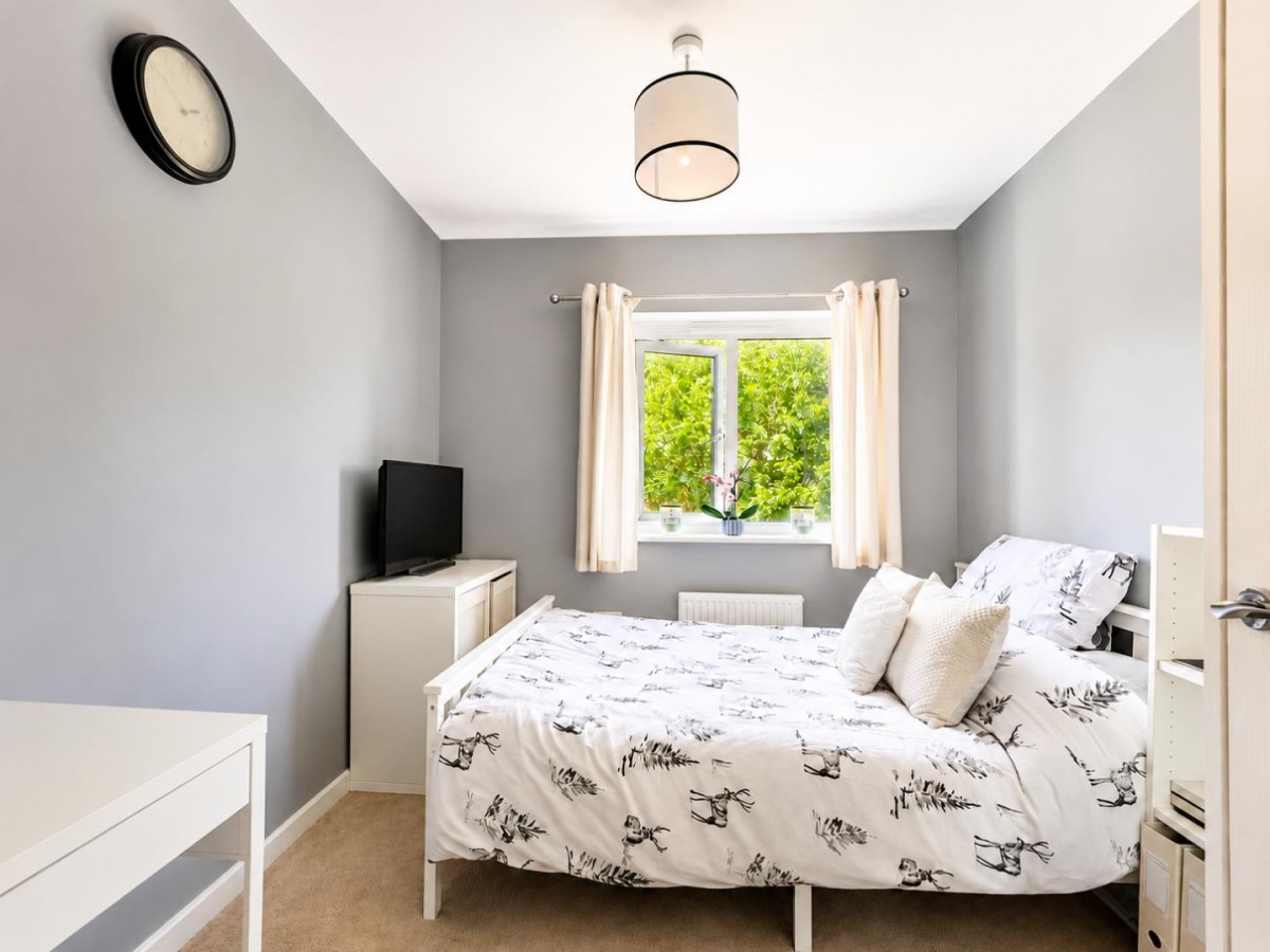Sir Bernard Paget Avenue, Ashford