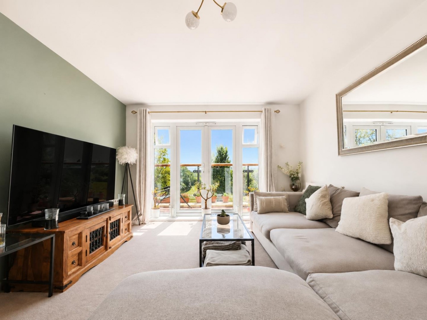 Sir Bernard Paget Avenue, Ashford