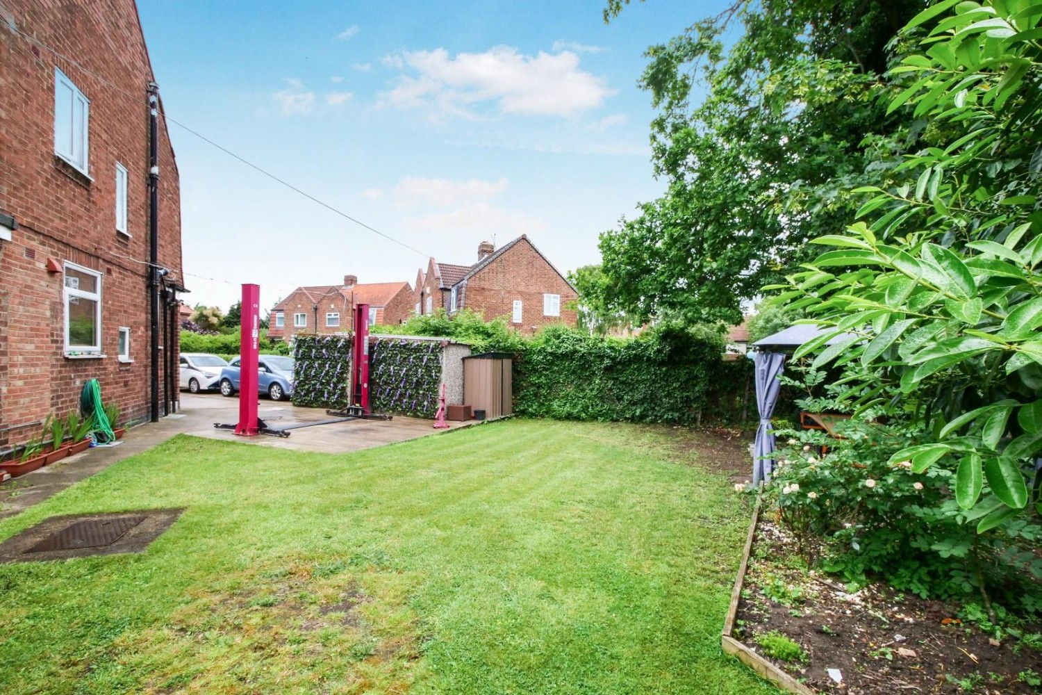 3 bedroom House for sale in Lister Way, York