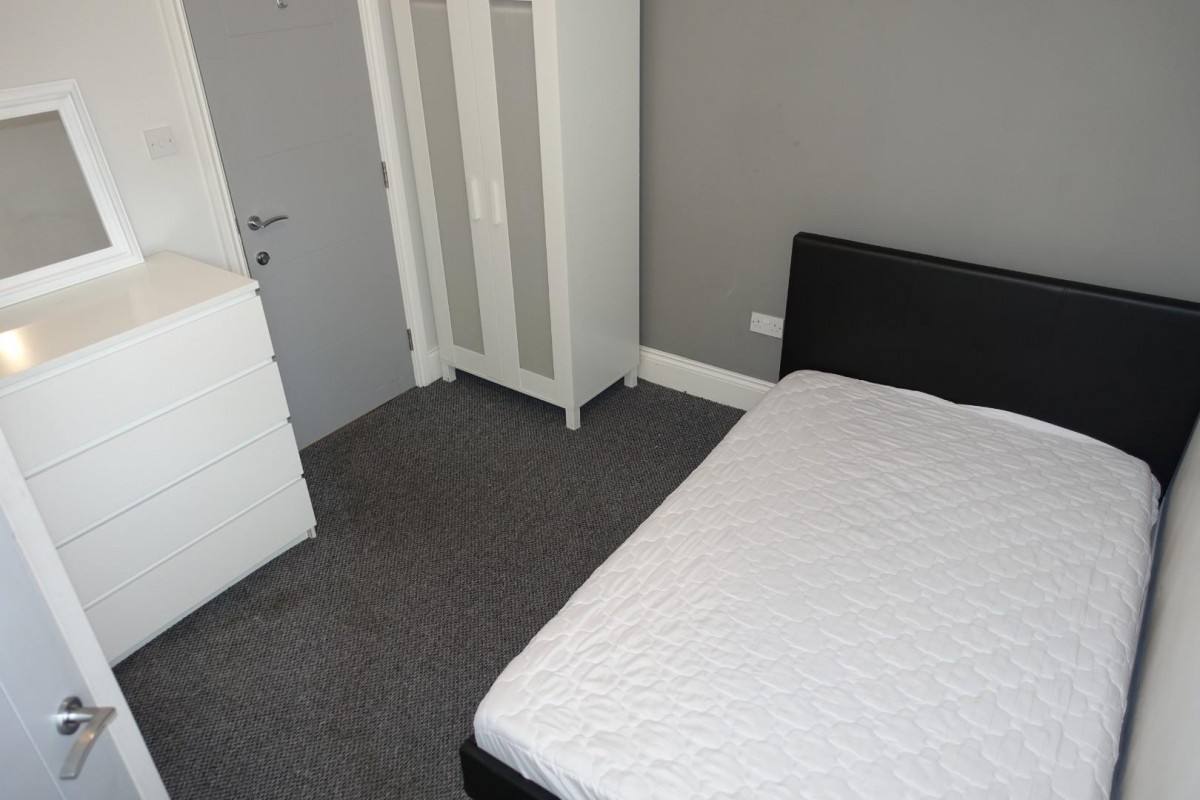 Southfield Road, Middlesbrough, TS1 3HB