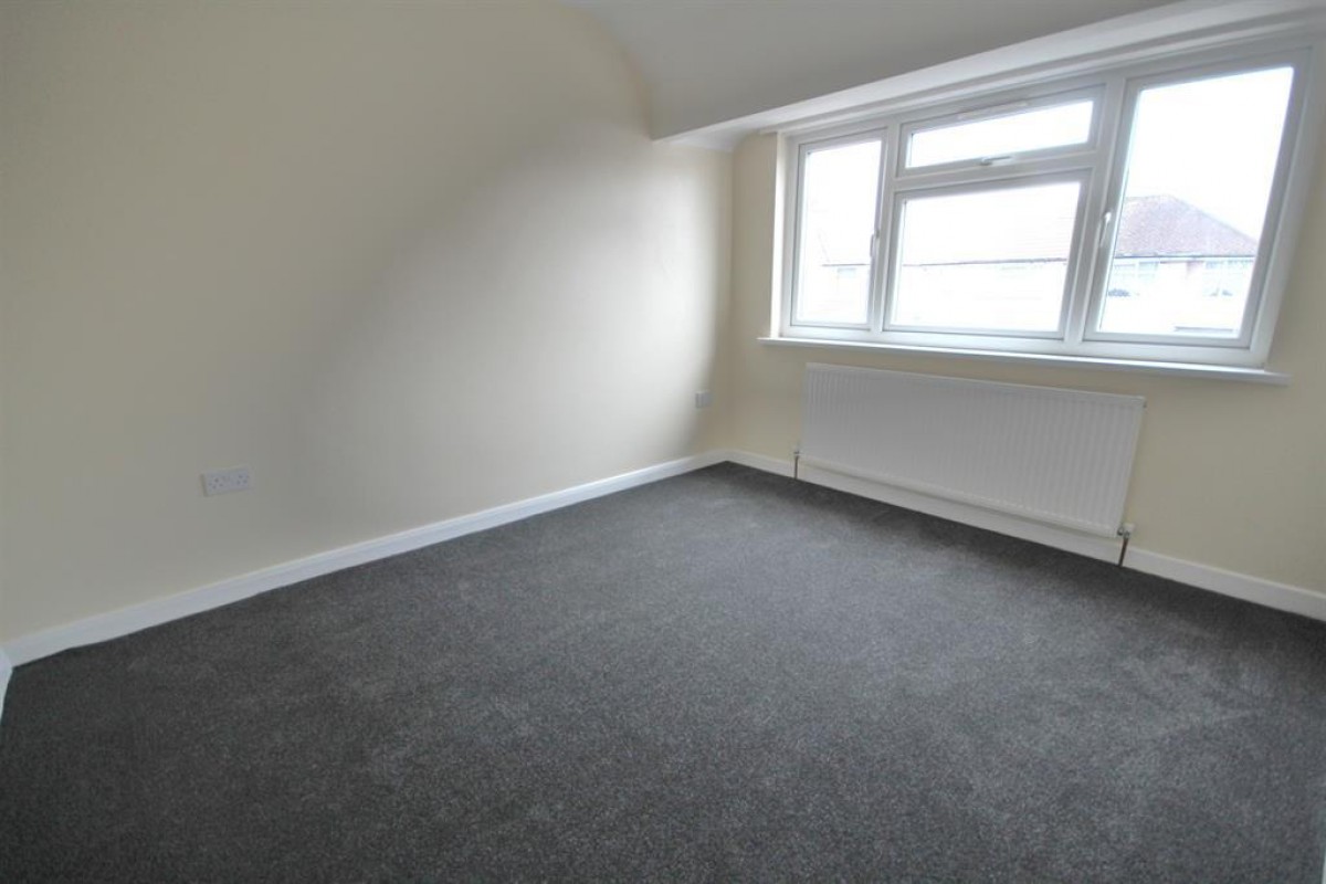 Crowland Avenue, Hayes, UB3 4JW