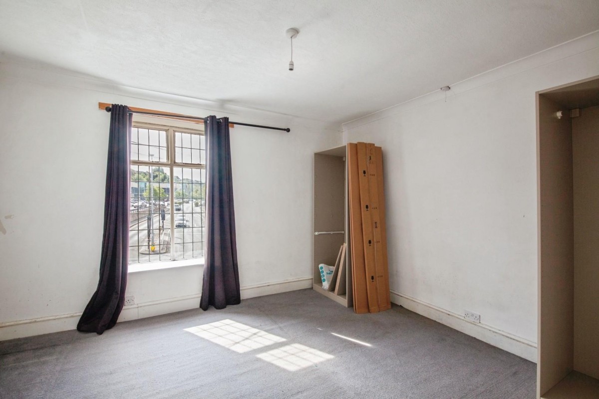 Halifax Road, Wadsley Bridge, S6