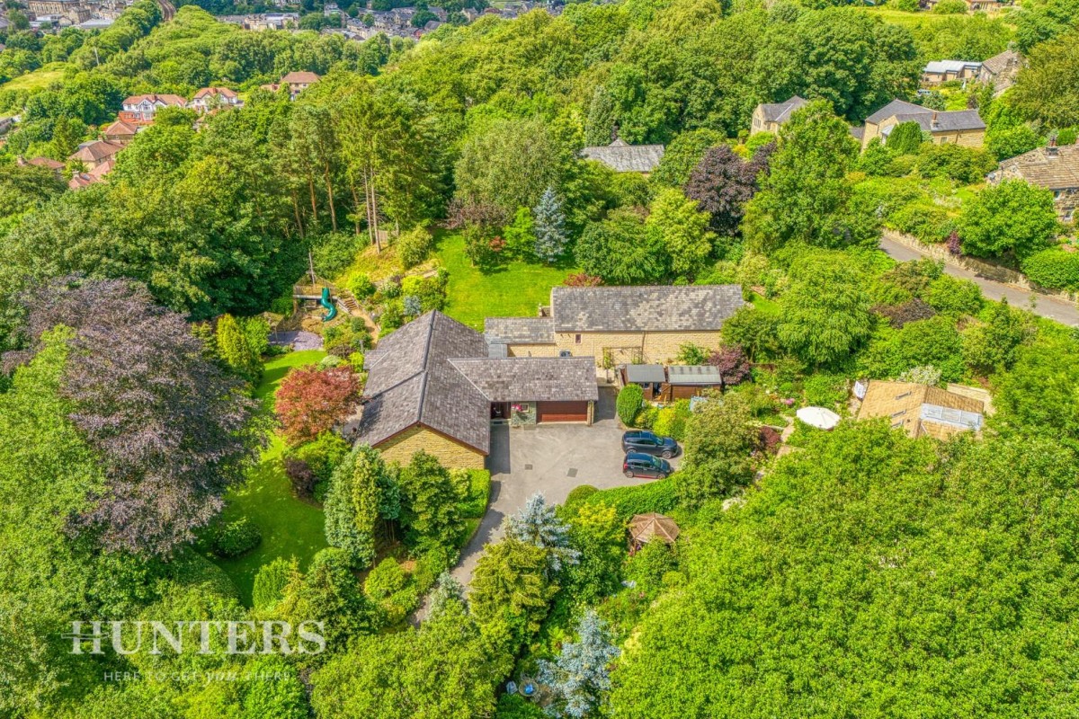 Clouds Hill, Cross Stone Road, Todmorden, OL14 8RB