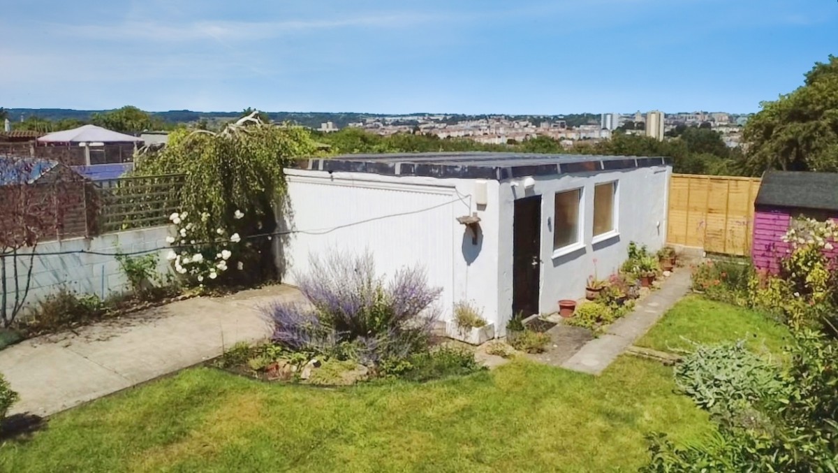 Kenmare Road, Bristol, BS4 1PB