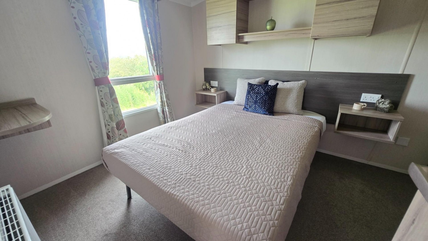 Swift Loire, Scarborough Lodge Retreat, Scarborough