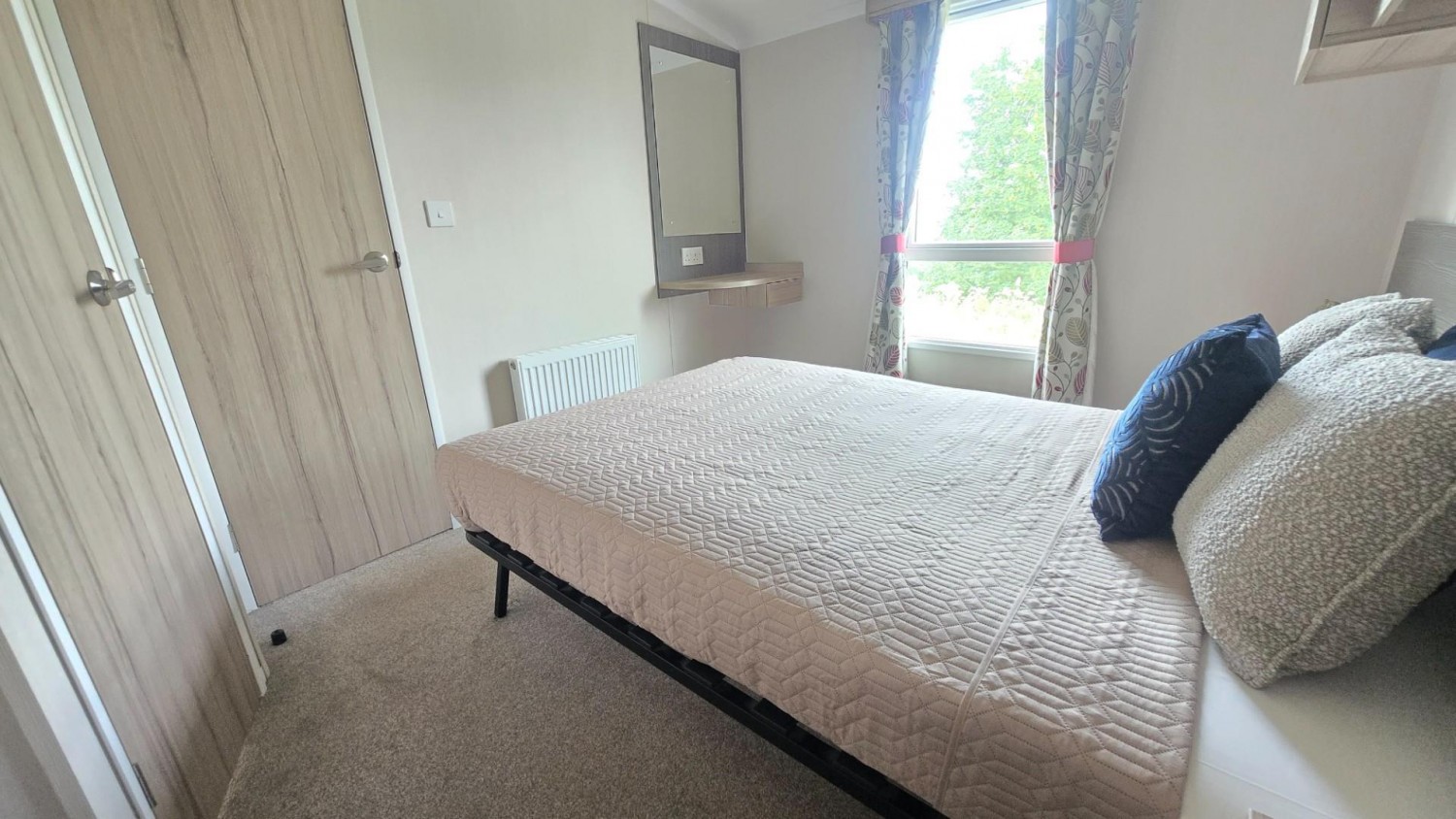 Swift Loire, Scarborough Lodge Retreat, Scarborough
