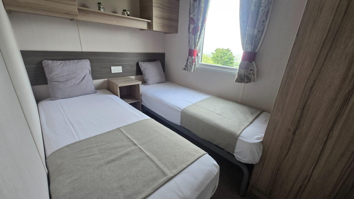 Swift Loire, Scarborough Lodge Retreat, Scarborough