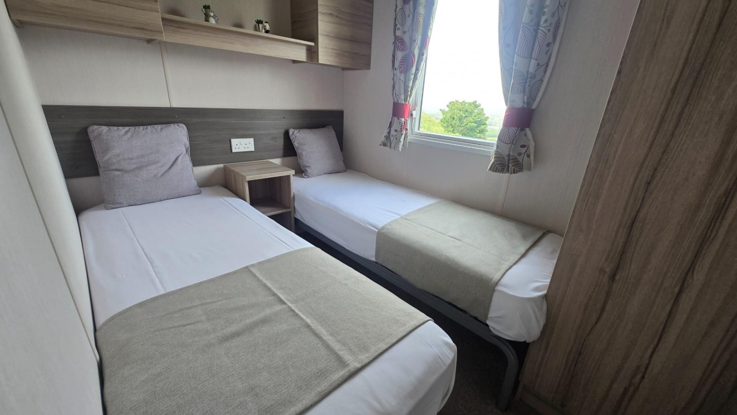 Swift Loire, Scarborough Lodge Retreat, Scarborough