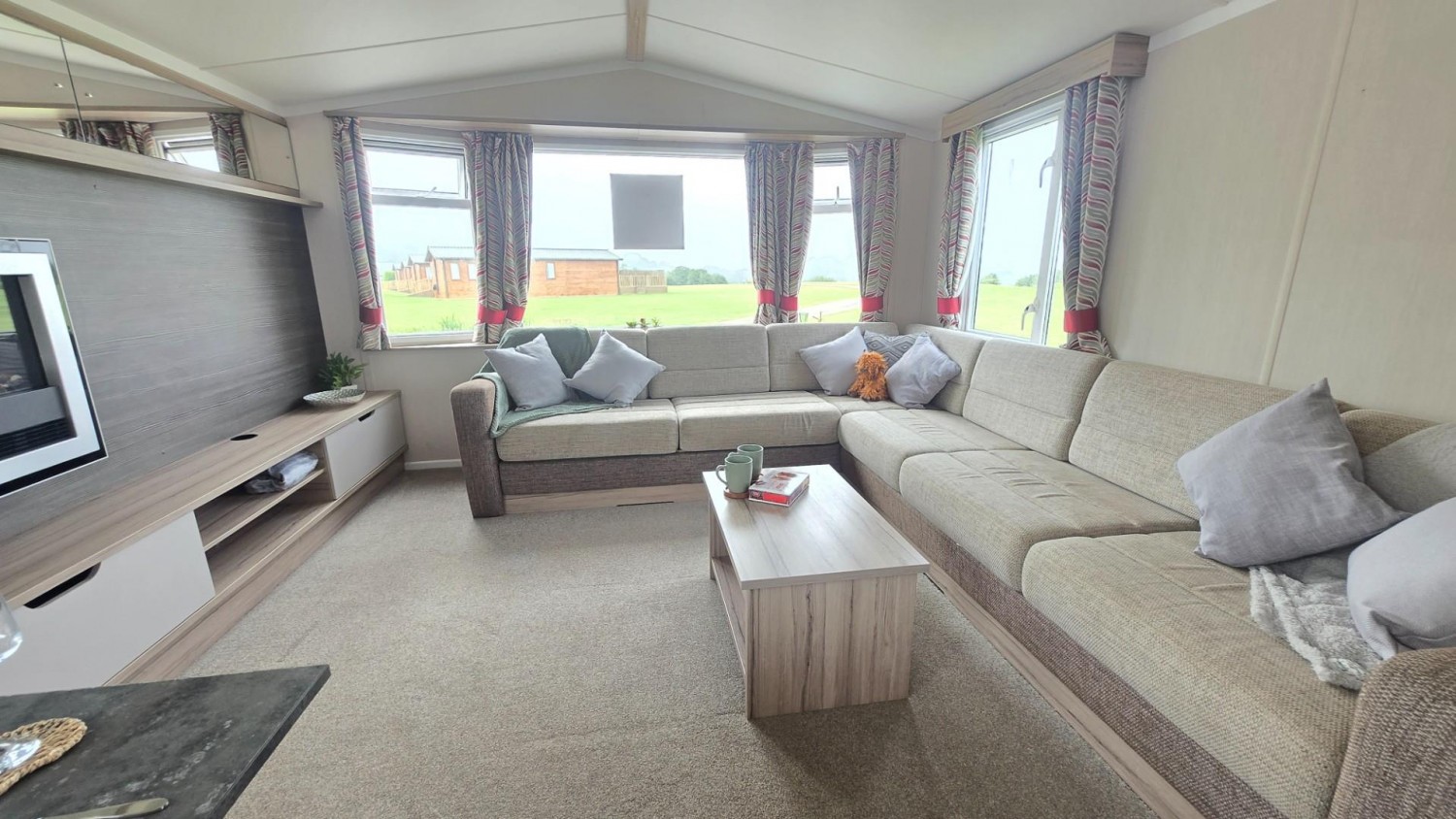 Swift Loire, Scarborough Lodge Retreat, Scarborough