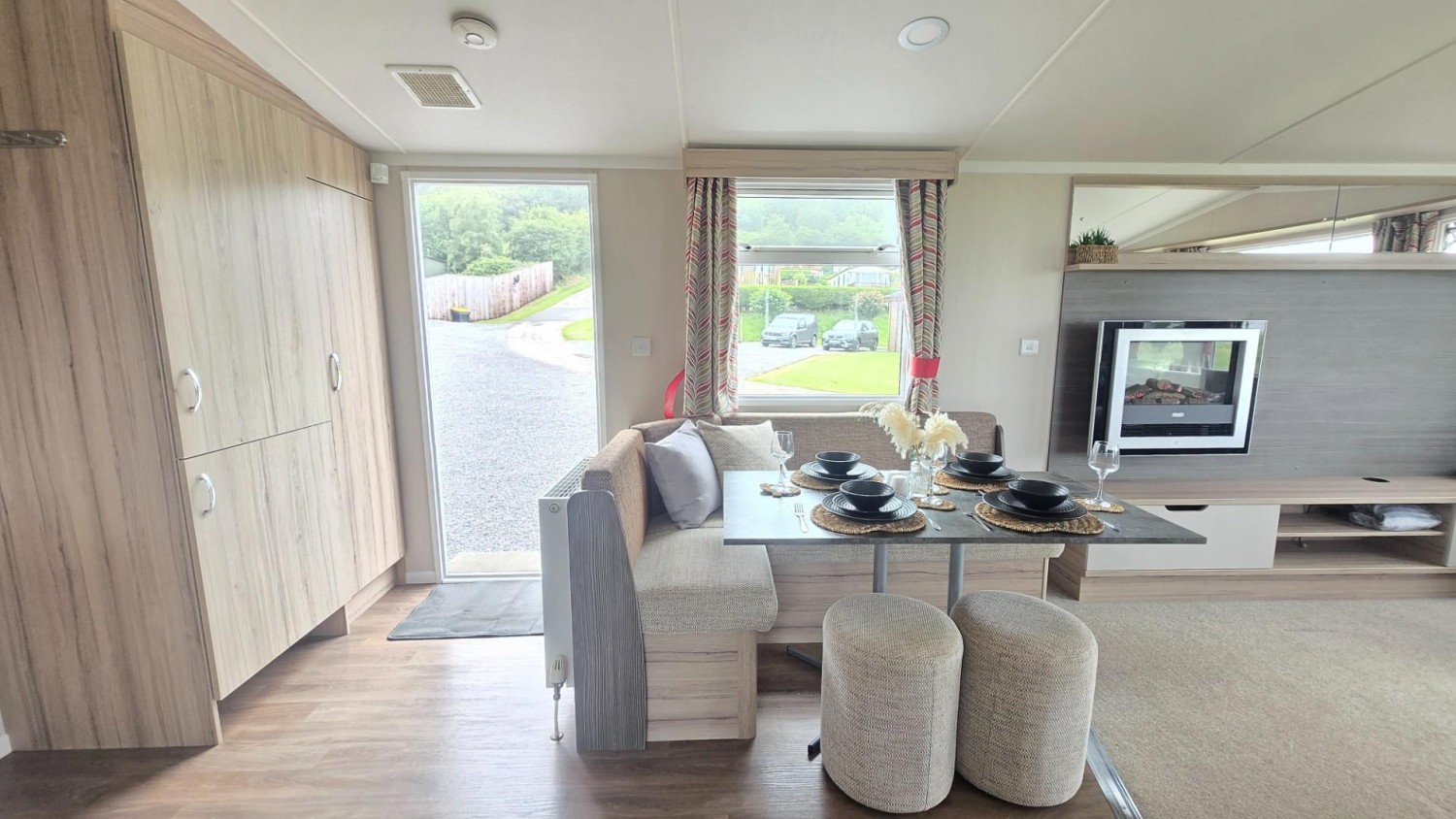 Swift Loire, Scarborough Lodge Retreat, Scarborough