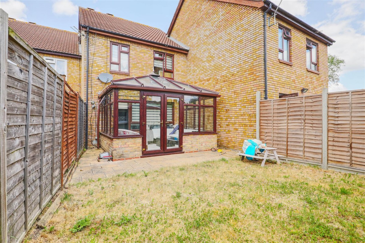 Galloway Close, Broxbourne
