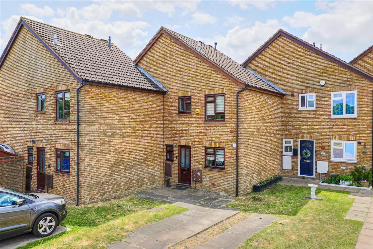 Galloway Close, Broxbourne