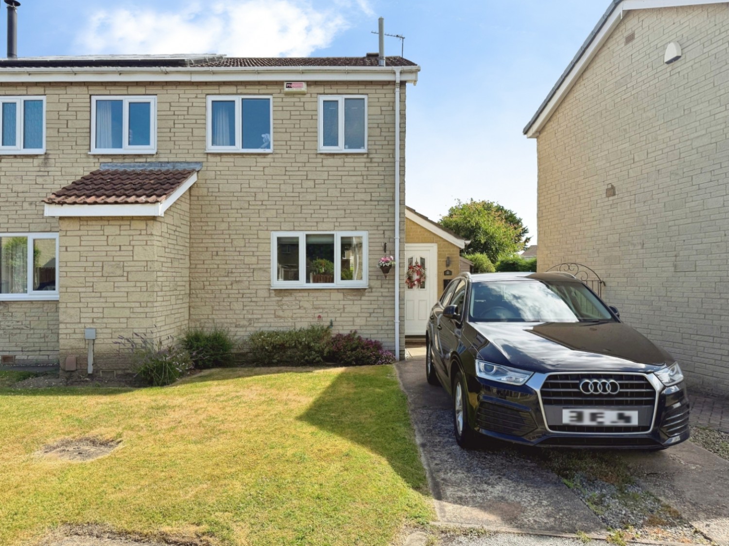 2 bedroom House for sale in The Grange, Scholes, Rotherham