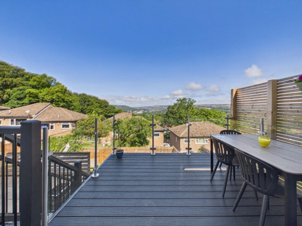 Nab Wood Drive, Shipley