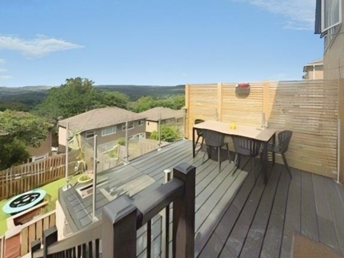 Nab Wood Drive, Shipley