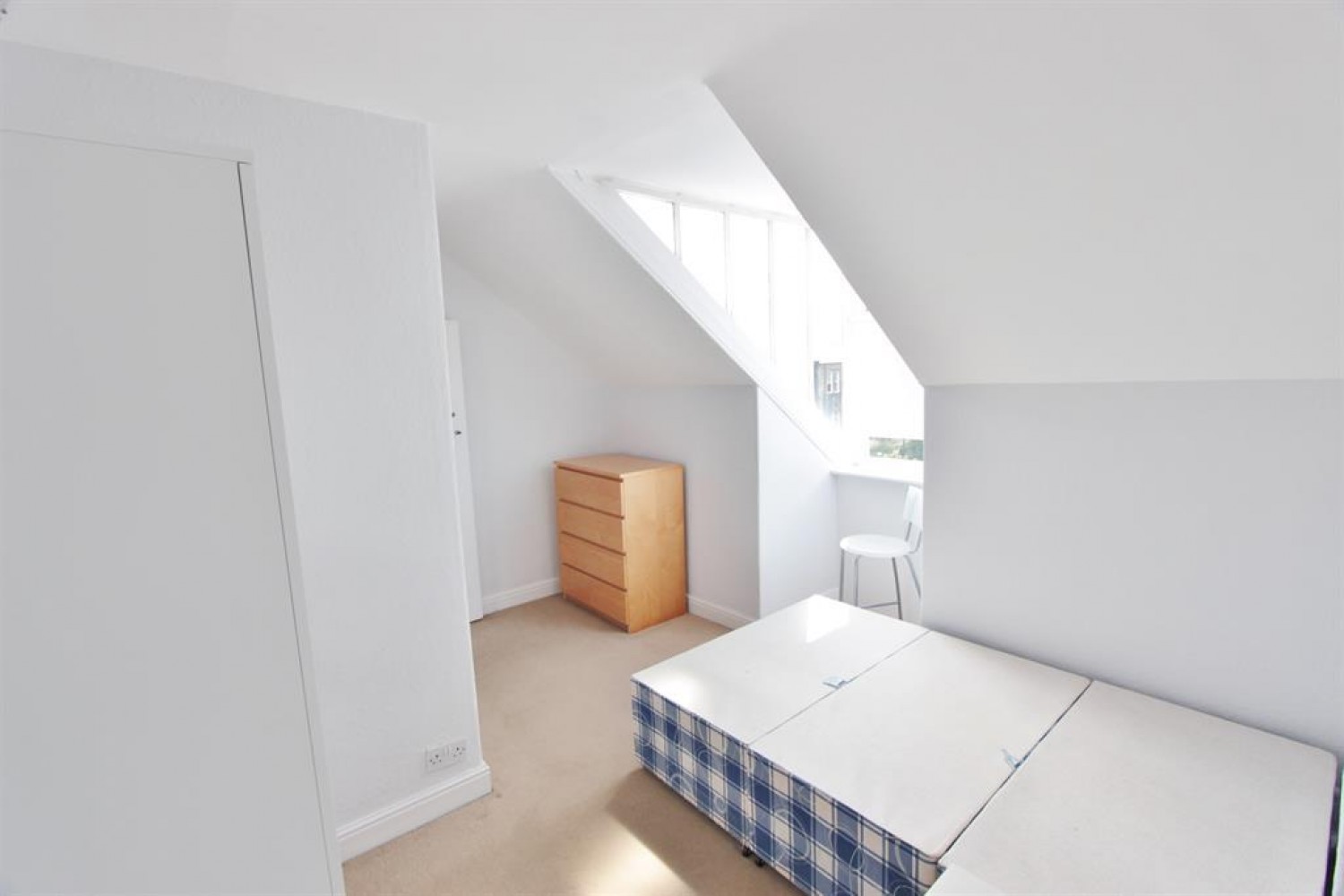 4 bedroom House to let in Osborne Road, Sheffield, S11 9AZ