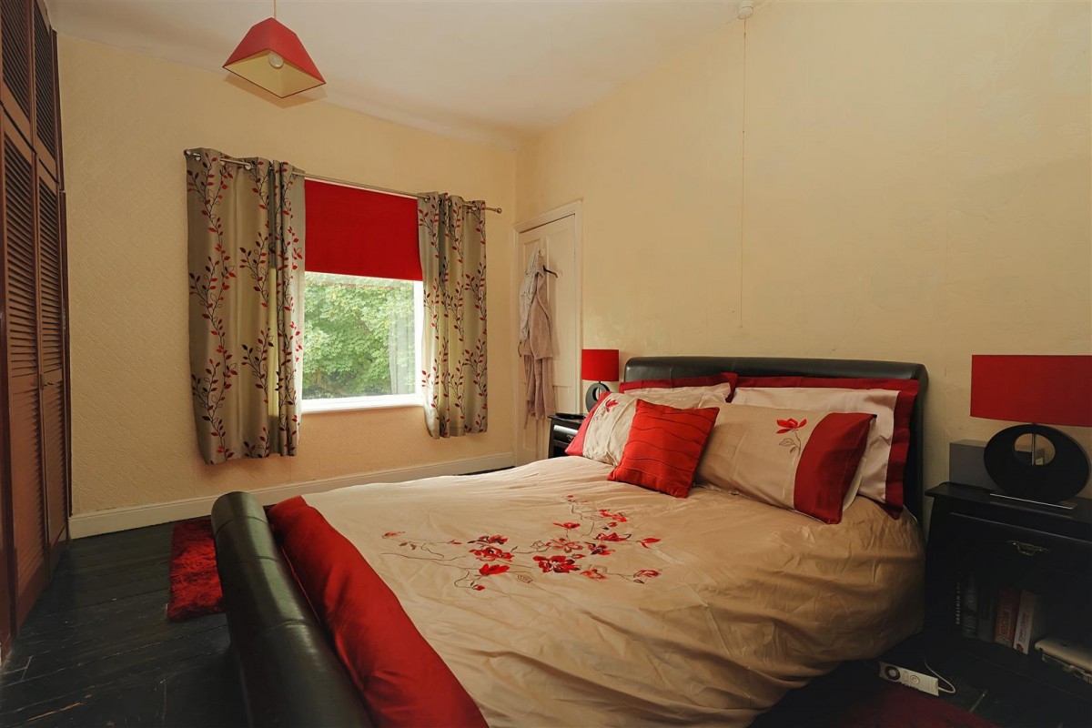 Ravenscliffe Road, Calverley, Pudsey