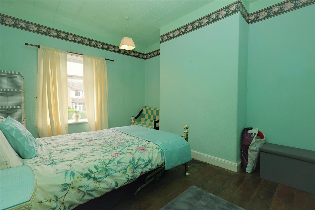 Ravenscliffe Road, Calverley, Pudsey