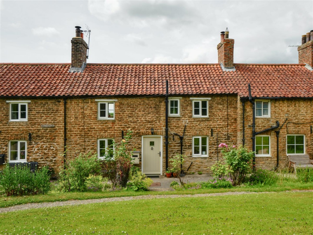 Dale Cottages, Brandsby, York, YO61 4RB