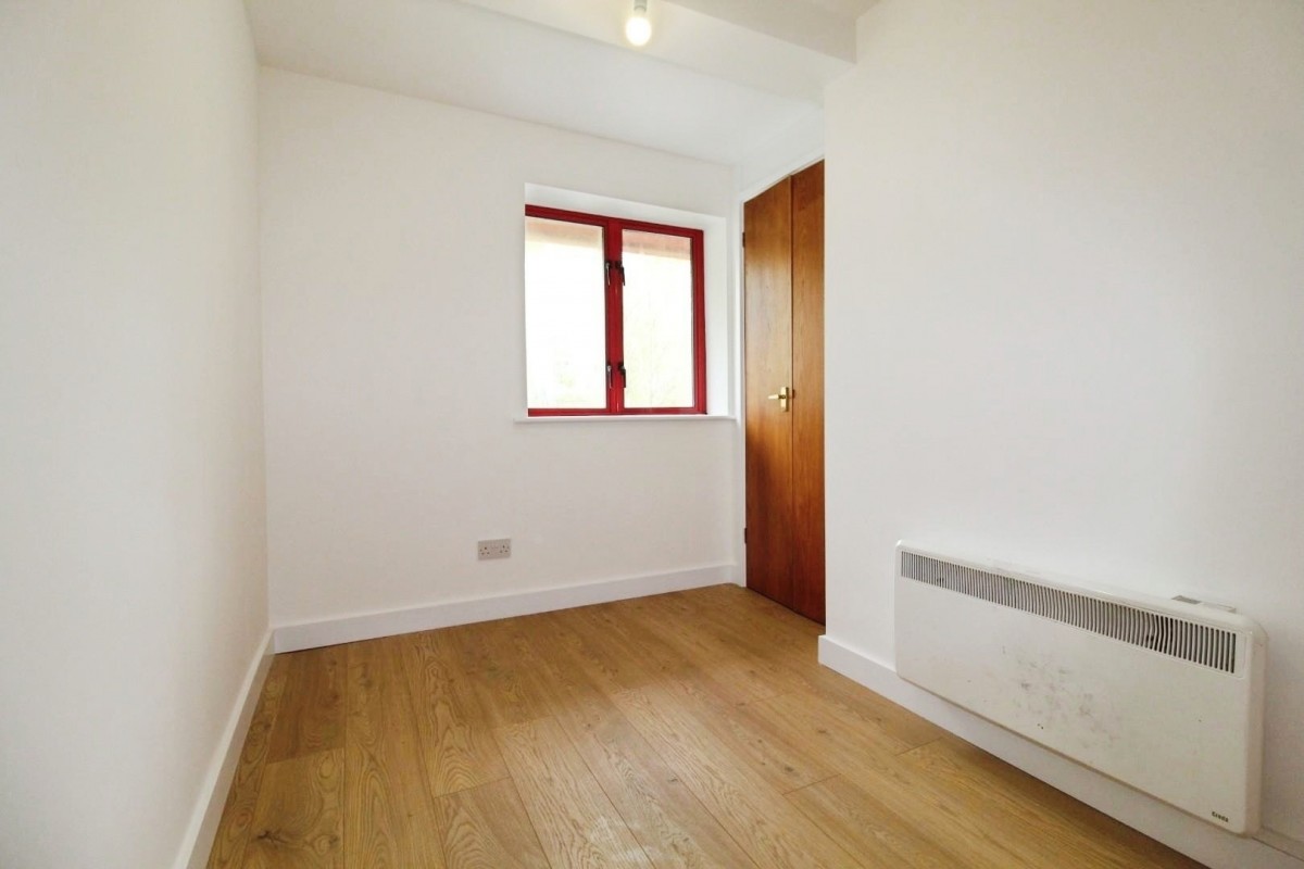Eleanor Way, Waltham Cross