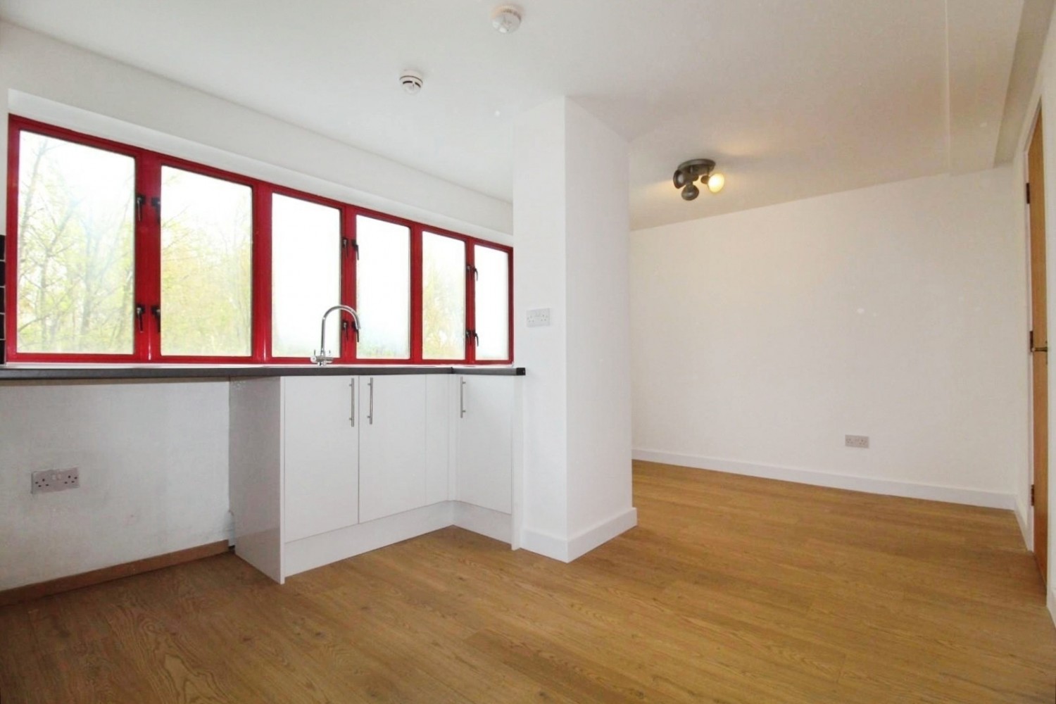 Eleanor Way, Waltham Cross