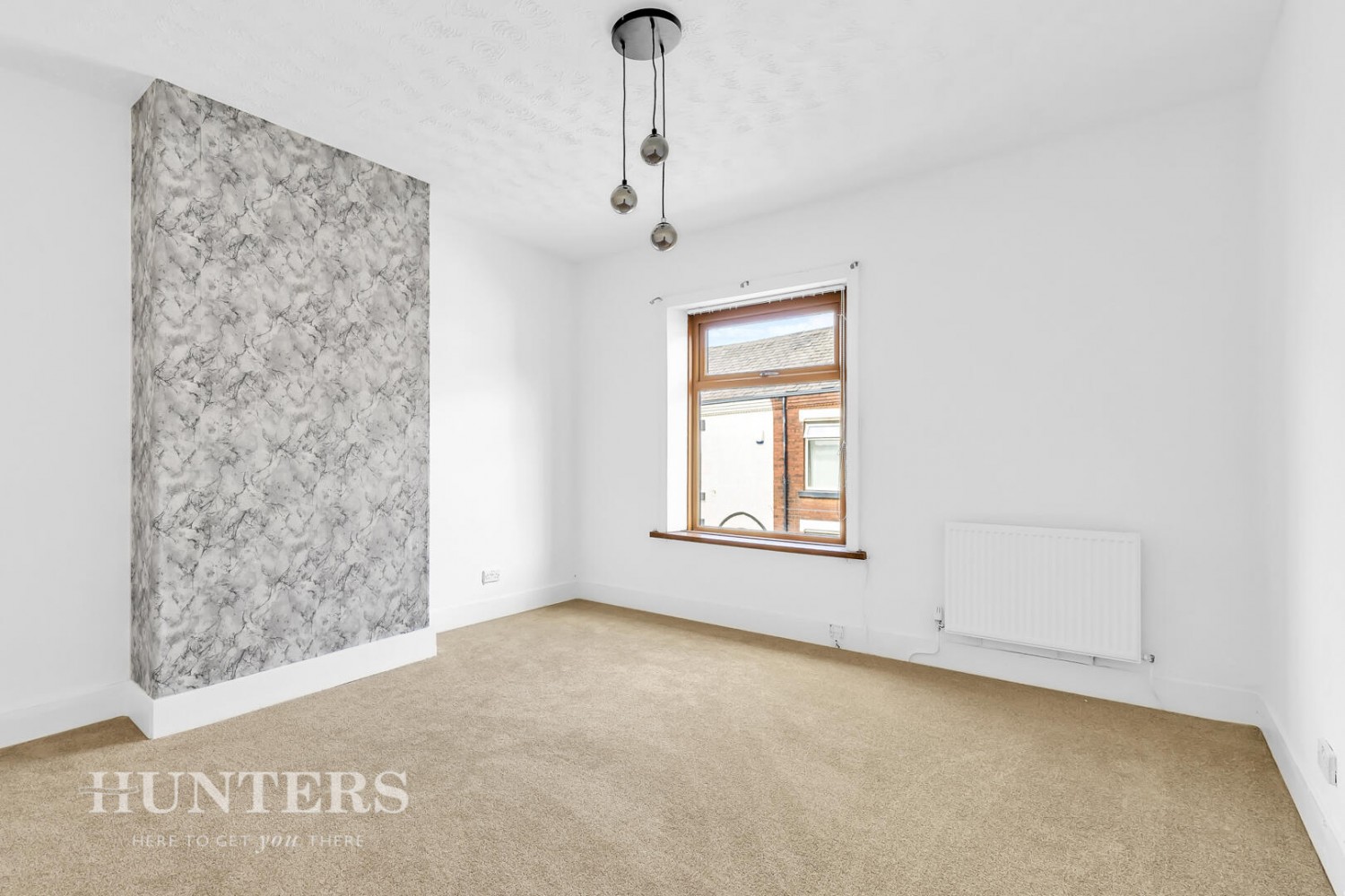 2 bedroom House for sale in Vine Street, Chadderton, Oldham