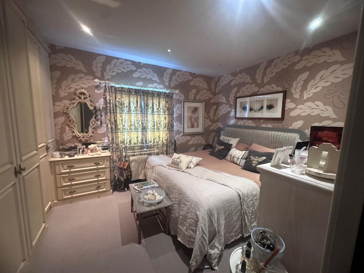Beckside Close, Addingham, LS29