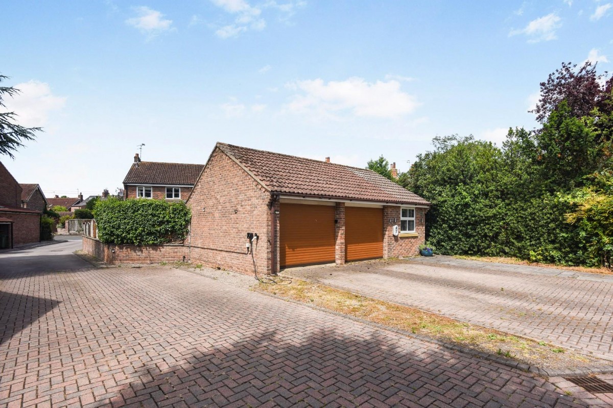Lealholm, Naburn, York