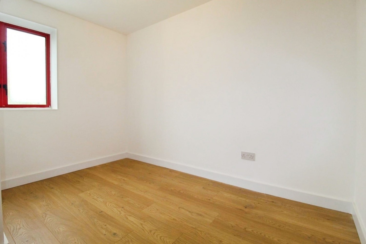 0 bedroom House to let in Eleanor Way, Waltham Cross