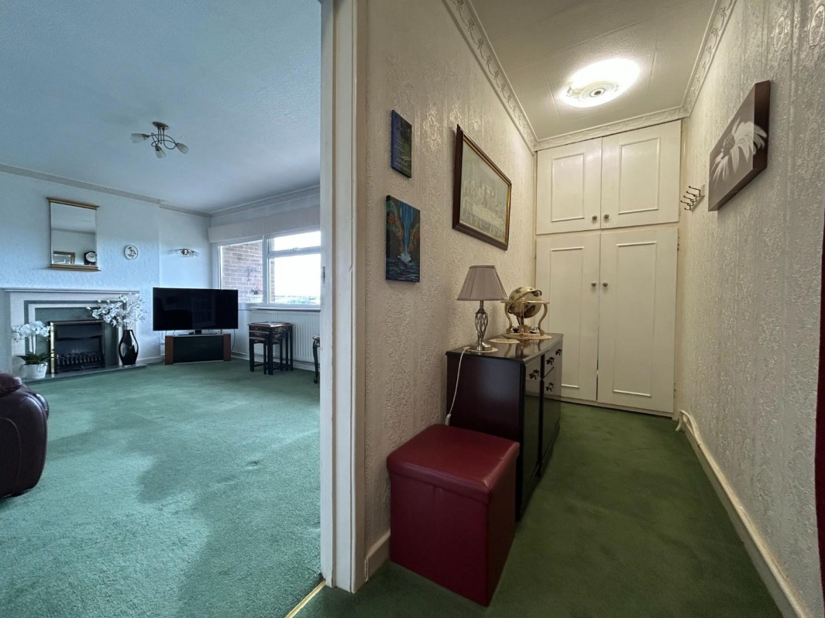 Hollins Court, Harrogate