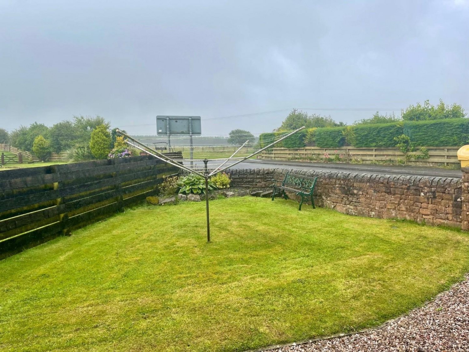 2 bedroom Bungalow to let in Lake View, Powfoot, Annan