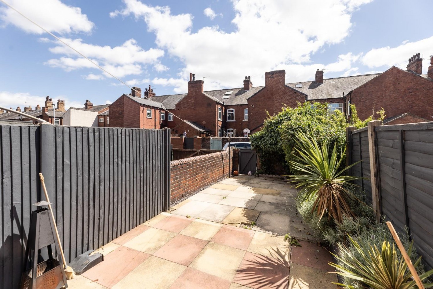 2 bedroom House for sale in Ambler Street, Castleford