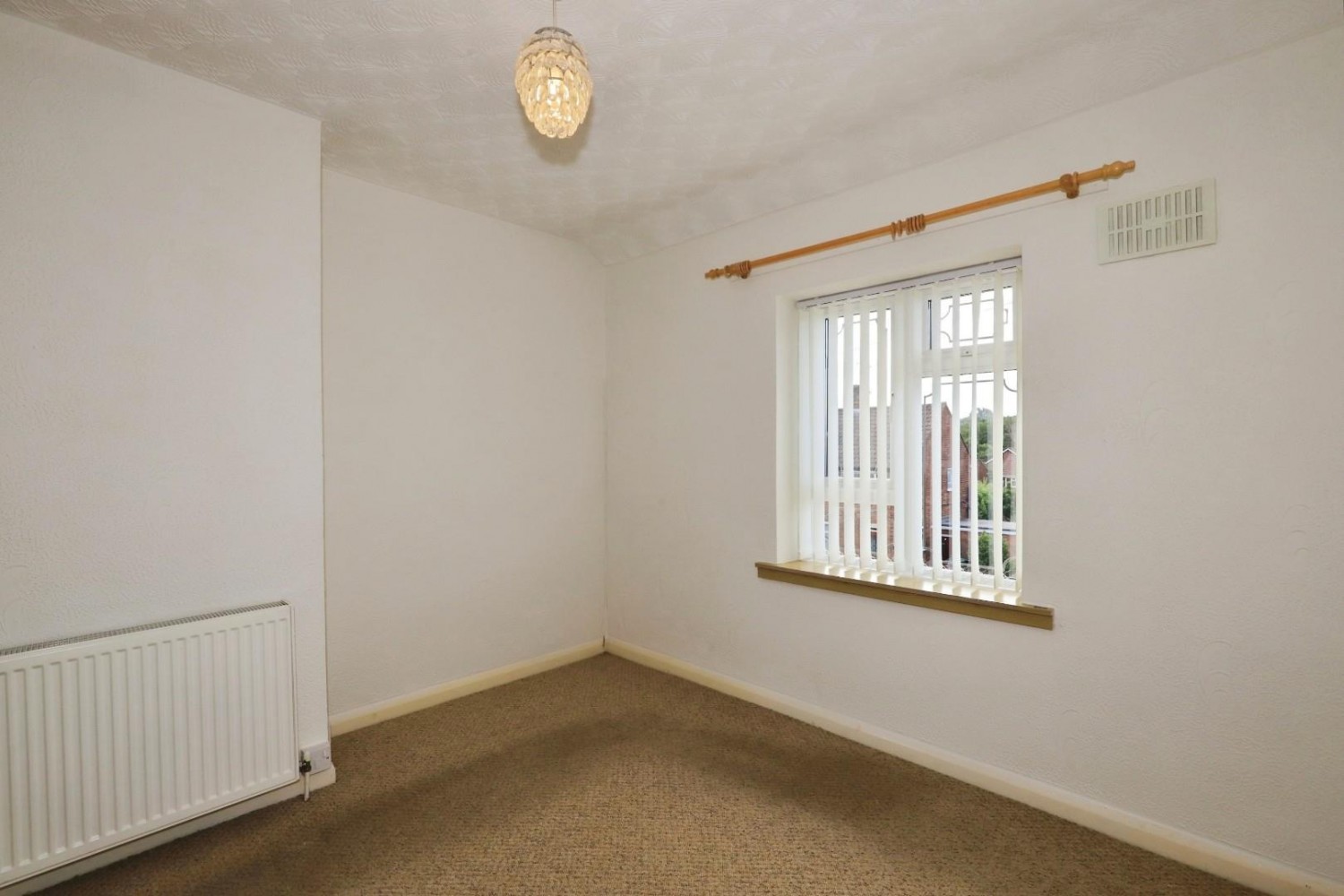2 bedroom House for sale in Sandfield Grove, Lower Gornal, DY3