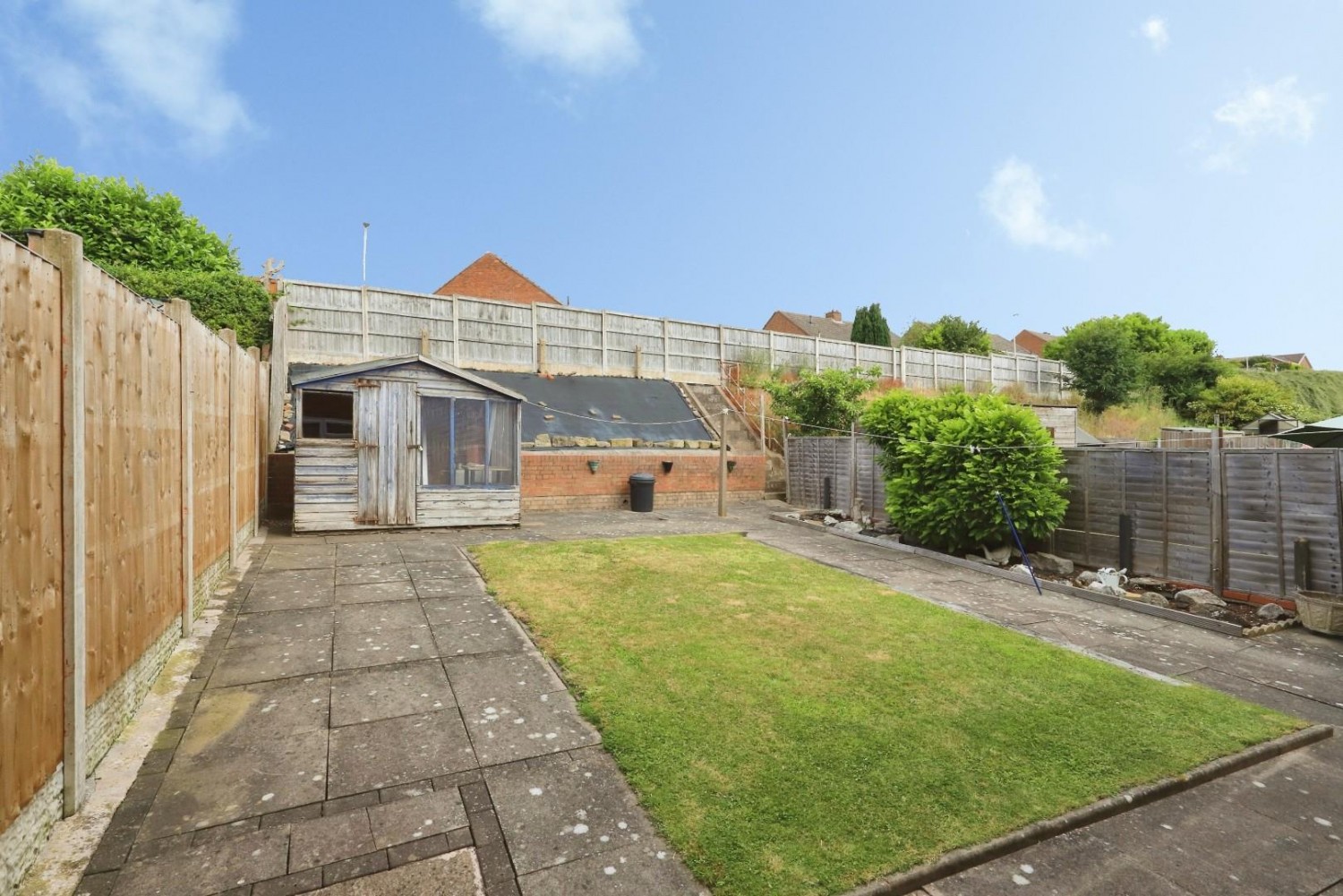 2 bedroom House for sale in Sandfield Grove, Lower Gornal, DY3