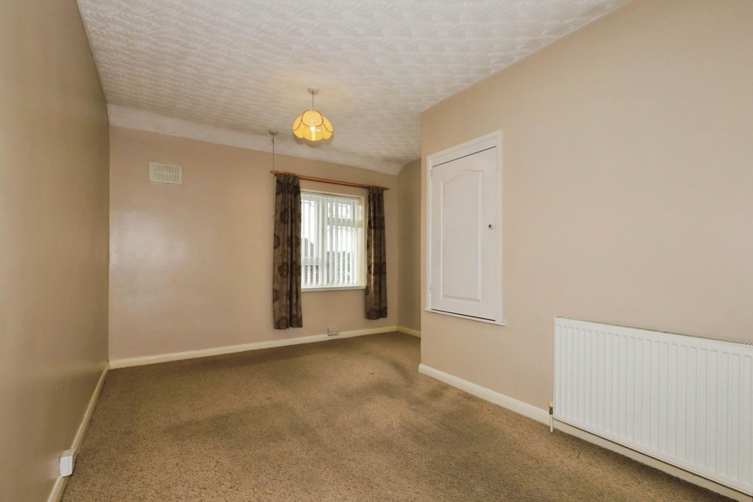 2 bedroom House for sale in Sandfield Grove, Lower Gornal, DY3