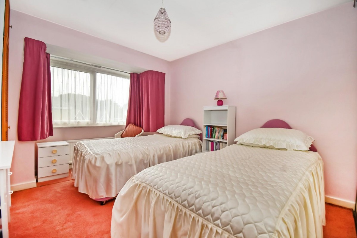 St. Johns Drive, Yeadon, Leeds