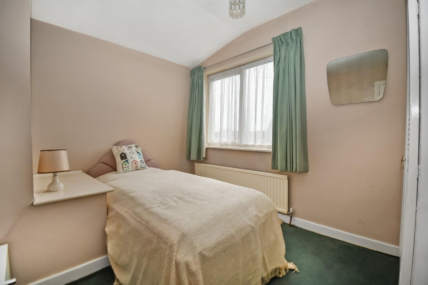3 bedroom House for sale in St. Johns Drive, Yeadon, Leeds