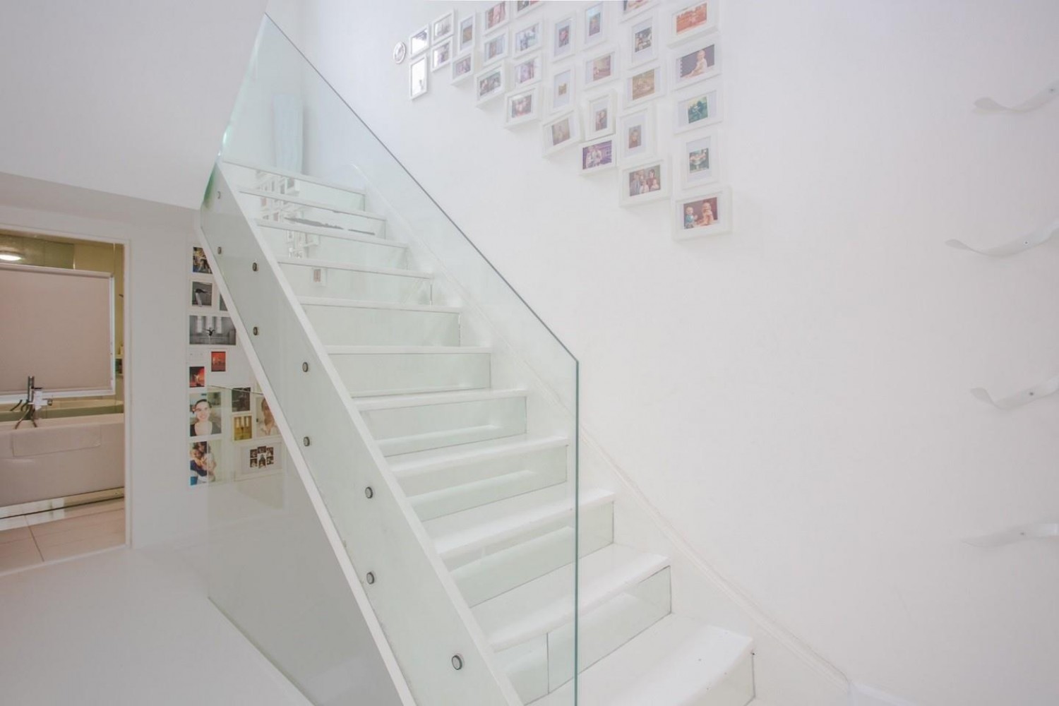4 bedroom House for sale in Victoria Road, London, , NW6