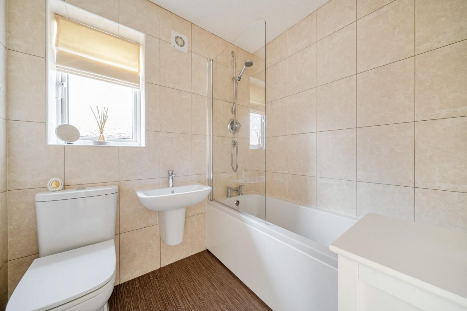 4 bedroom House for sale in Thorncliffe Way, Tankersley, Barnsley
