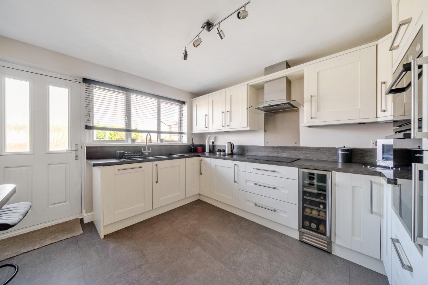 4 bedroom House for sale in Thorncliffe Way, Tankersley, Barnsley
