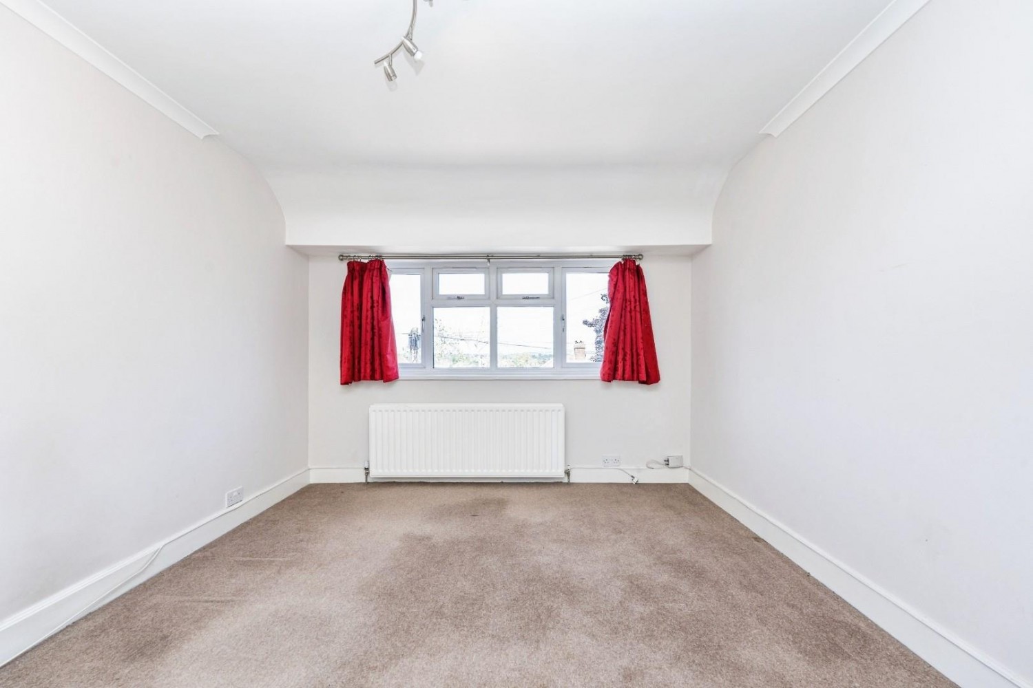 2 bedroom Flat for sale in Beverley Gardens, Wembley