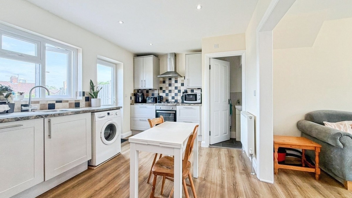 Lynton Road, Bedminster, BS3 5LX