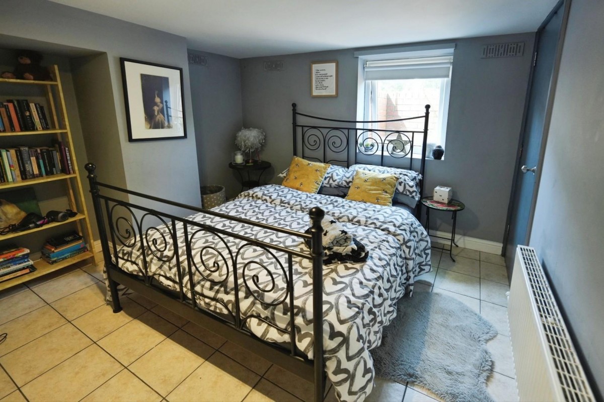 Mill LANE, 9, Mill Lane