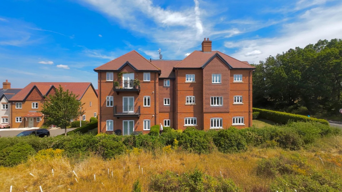 Hazylwood, Wokingham